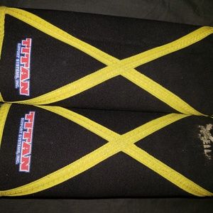 Titan yellow jacket knee sleeves